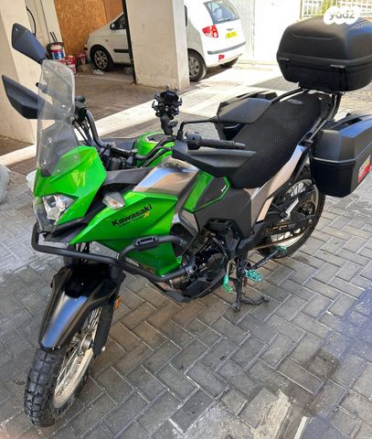 קאוואסאקי Versys-X 300