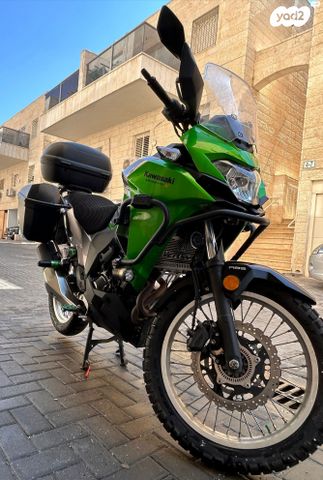 קאוואסאקי Versys-X 300