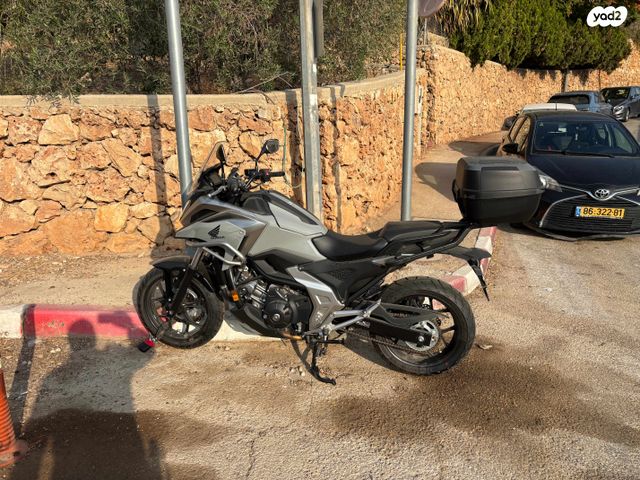הונדה NC750X
