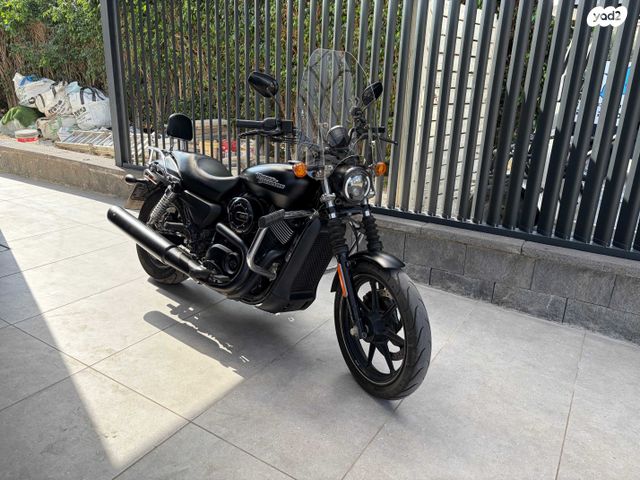 מודעת רכב הרלי דיווידסון סטריט 750