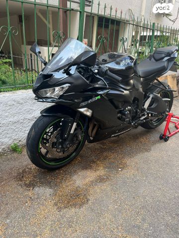 קאוואסאקי ZX-6R