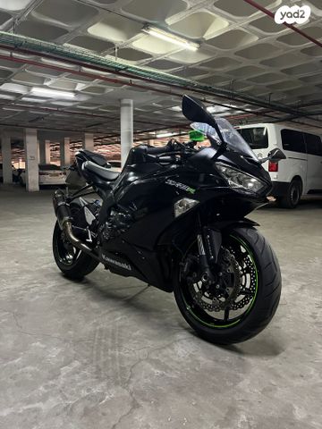מודעת רכב קאוואסאקי ZX-6R