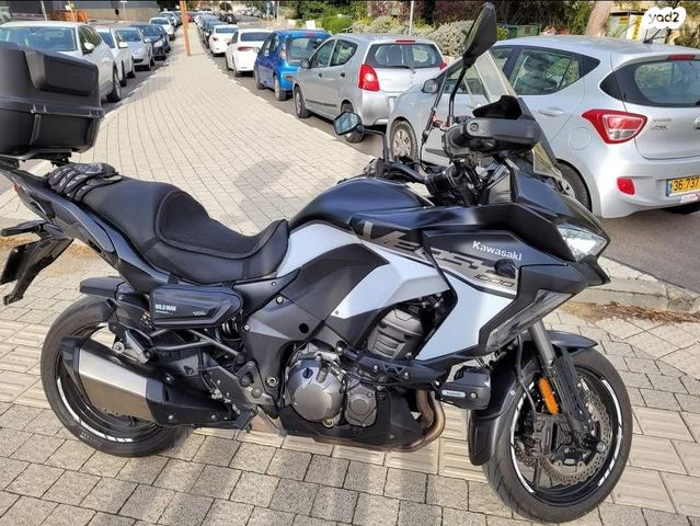 קאוואסאקי Versys 1000
