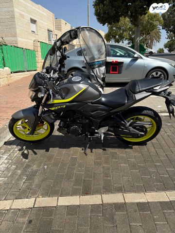 ימאהה MT-03