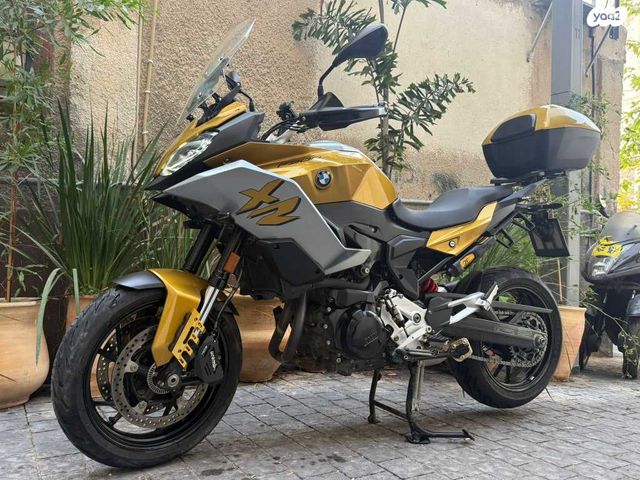 ב.מ.וו F900XR