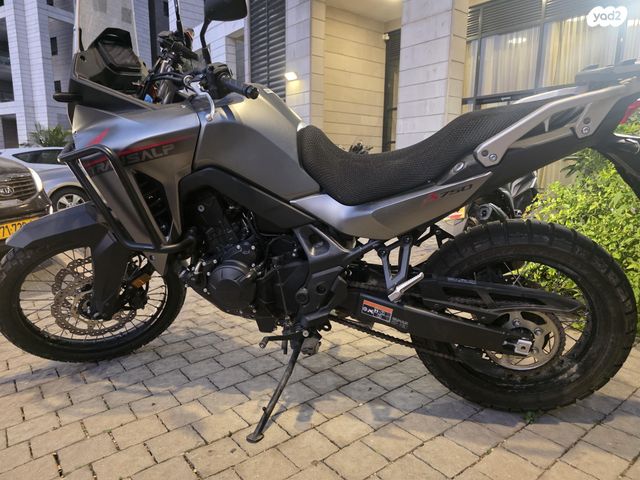 הונדה Transalp 750
