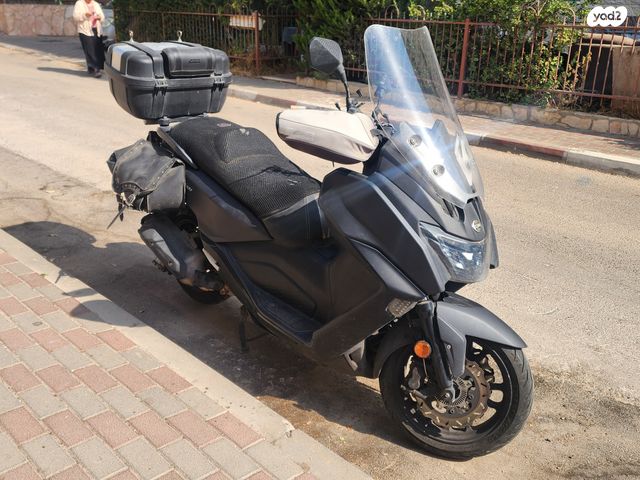 סאן יאנג מקסים 400