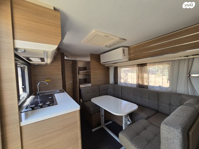 מודעת רכב נגרר (קראוון נגרר)