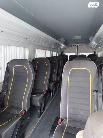 מיניבוסים ורכבי הסעות