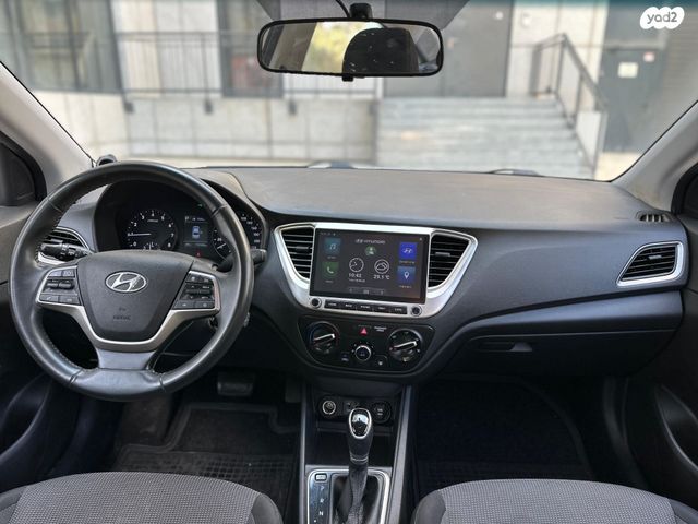 יונדאי אקסנט i25