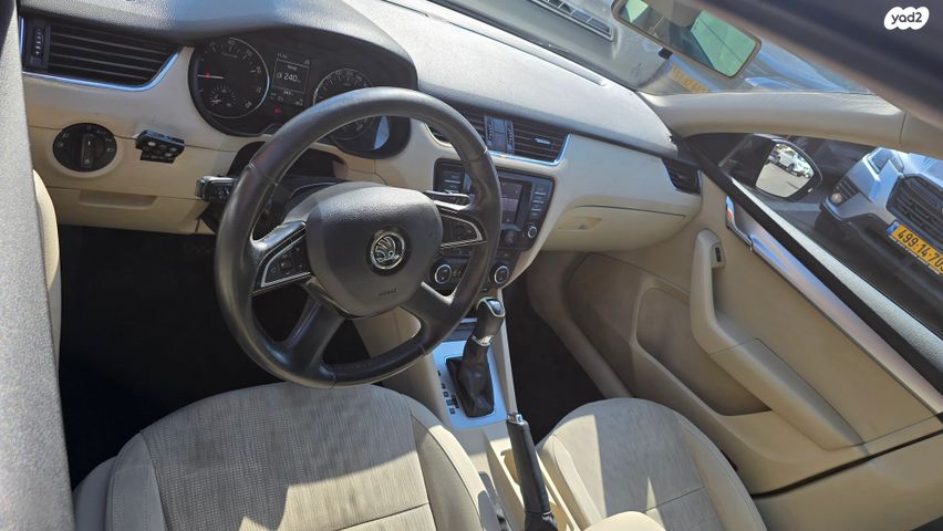 סקודה אוקטביה