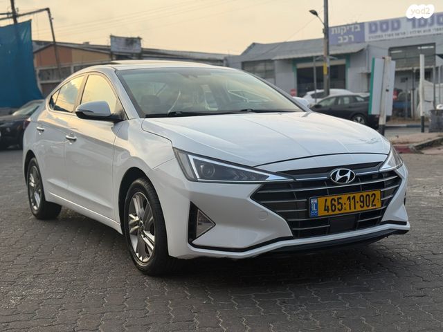 יונדאי אלנטרה