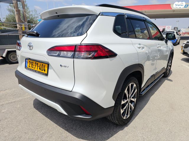 טויוטה קורולה קרוס