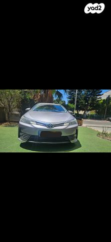 טויוטה קורולה