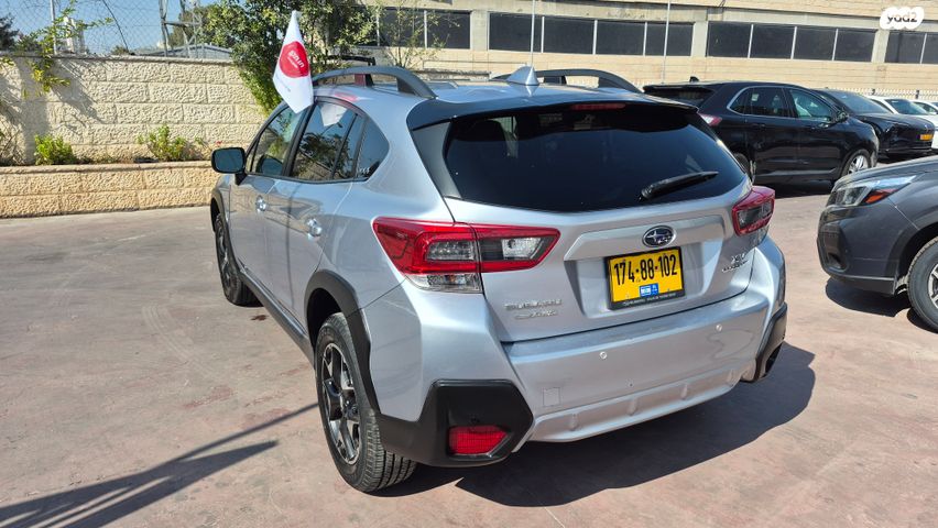 מודעת רכב סובארו XV 1