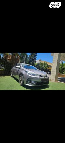 טויוטה קורולה