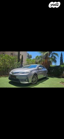 טויוטה קורולה