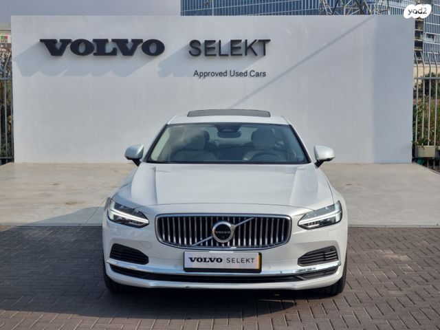 וולוו S90