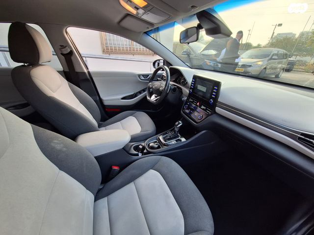 מודעת רכב יונדאי איוניק 1