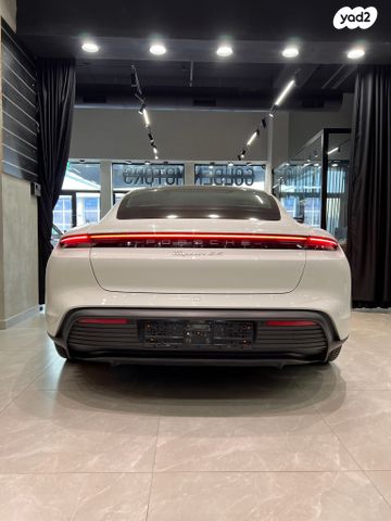 פורשה טייקן