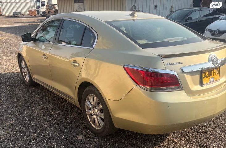 מודעת רכב ביואיק לה-קרוס