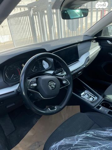 סקודה אוקטביה