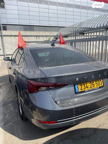 סקודה אוקטביה