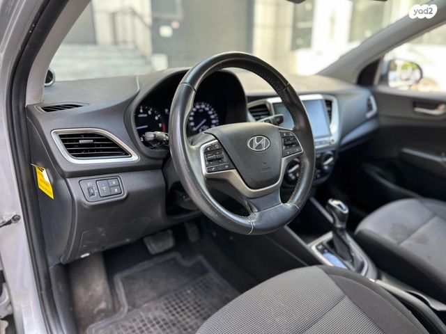 יונדאי אקסנט i25