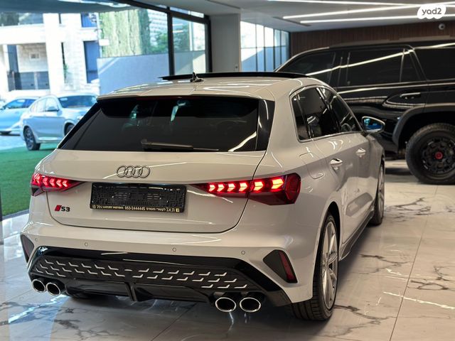 אאודי S3