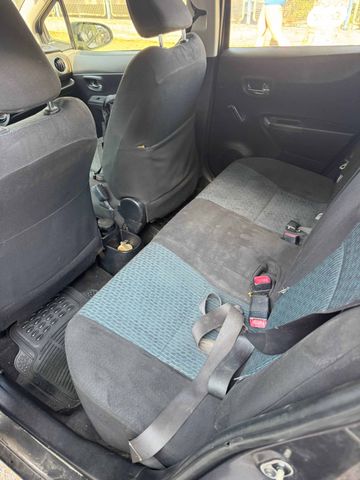 טויוטה יאריס