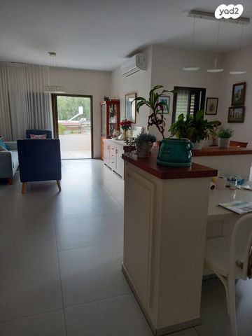 דירה, אח"י אילת 12, מוצקין הותיקה, קרית מוצקין