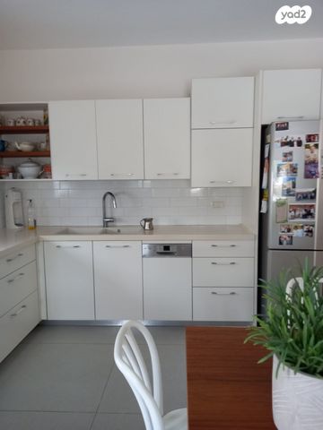 דירה, אח"י אילת 12, מוצקין הותיקה, קרית מוצקין