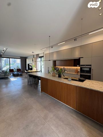 בית פרטי/ קוטג', צבעוני 6, הכלניות, שדרות