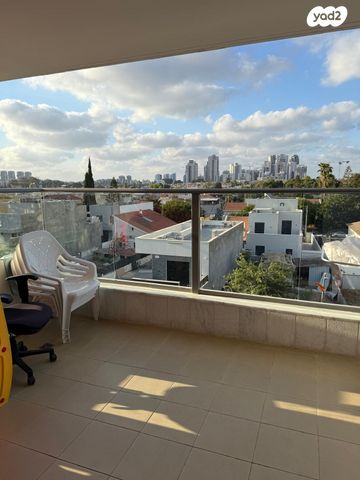 דירה, אריק איינשטיין 4, הרקפות, ראשון לציון