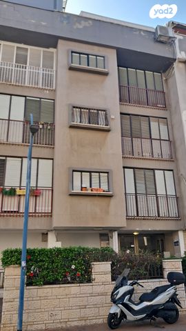 דירה, הרב דוד באזוב 7, קרית שרת מזרח, חולון