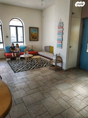 בית פרטי/ קוטג', אדירים 1, תקוע, תקוע