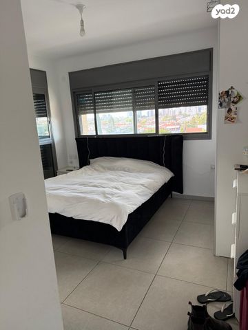 דירה, אריק איינשטיין 4, הרקפות, ראשון לציון