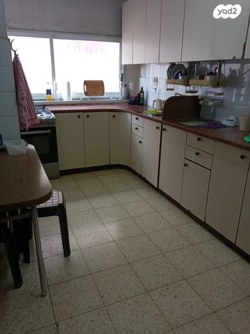 גג/ פנטהאוז, חיד"א 15, מרכז העיר, בני ברק