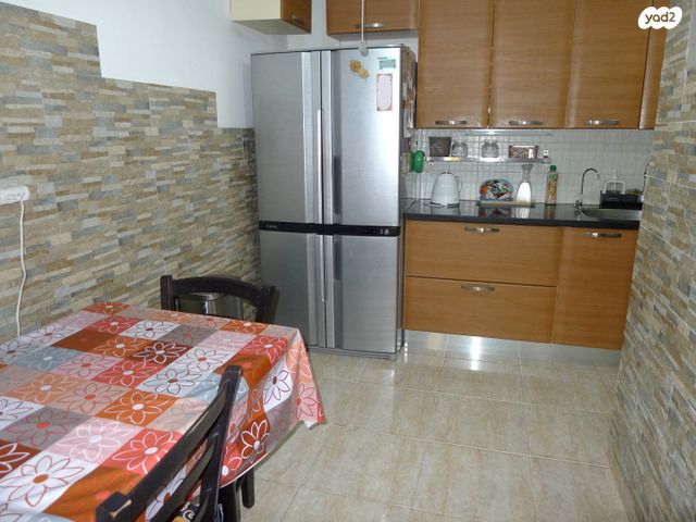 דירת גן, ירמוך 4, גני אביב, לוד