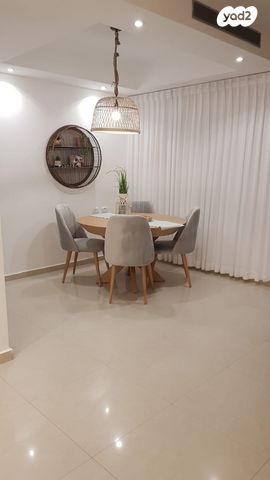 דרך המשחררים 102