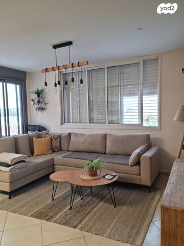 דירה, גאולים 2, קרית גנים, ראשון לציון