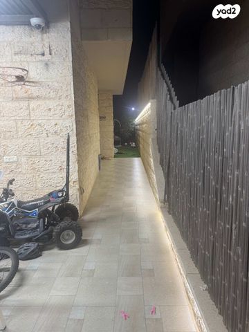 בית פרטי/ קוטג', אילות 10, רובע ג', אריאל