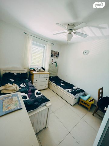 דירה, דוד רזיאל 11, רמת הנשיא, בת ים