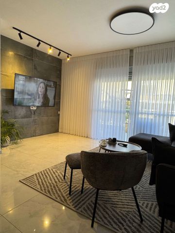 דירת גן, טבת 24, הכרמים, מודיעין מכבים רעות