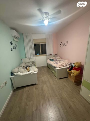 בית פרטי/ קוטג', אילות 10, רובע ג', אריאל