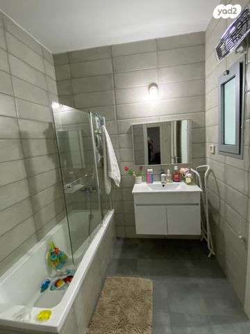 דירה, שדרות השיטה 2, קרית מנחם, אופקים