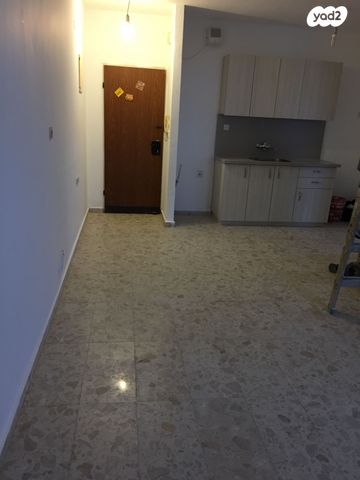 דירה, גרינשפן 13, נווה הדרים, ראשון לציון