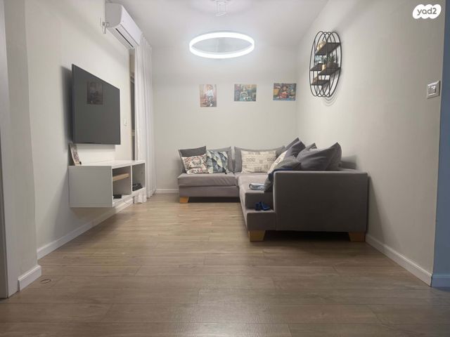 בית פרטי/ קוטג', אילות 10, רובע ג', אריאל