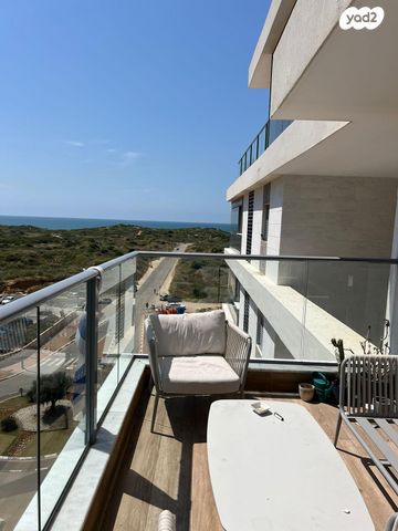 דירה, אדני פז 21, עין הים, חדרה