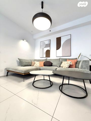 דירה, הרמן חיים קאופמן 2, אושיות, רחובות